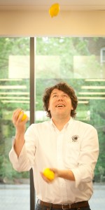 juggling IMG_6378